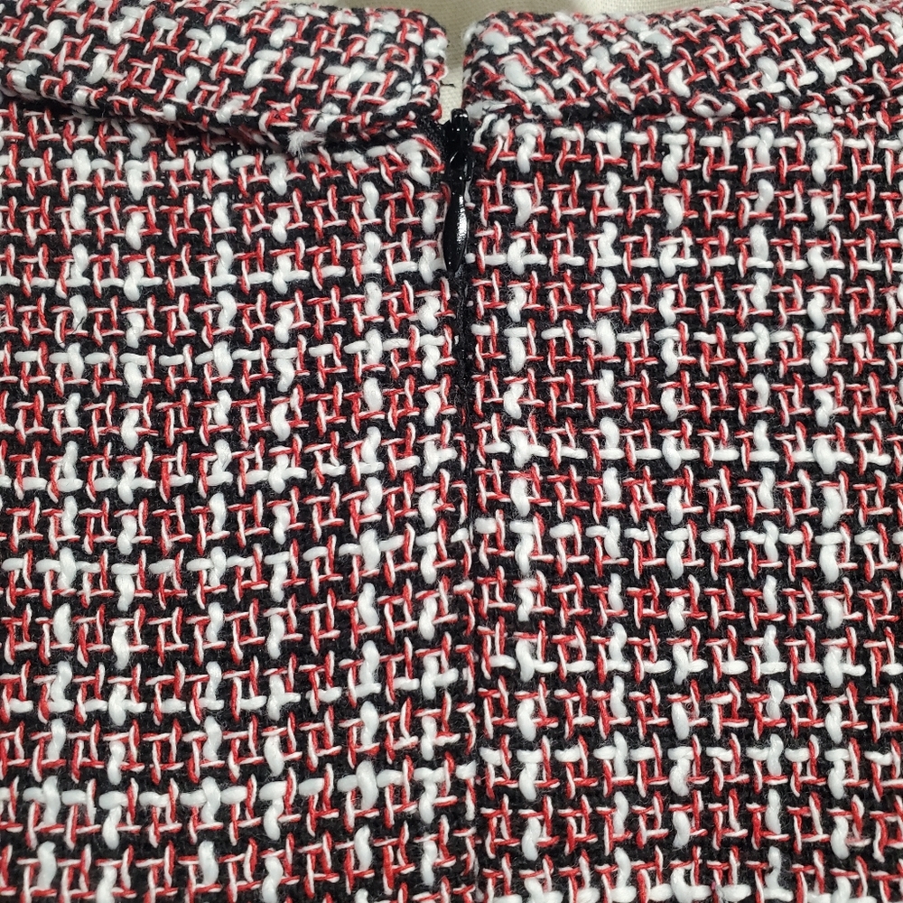 Long Sleeve Tweed Houndstooth Dress in Red, Black And White - Picture 5 of 7